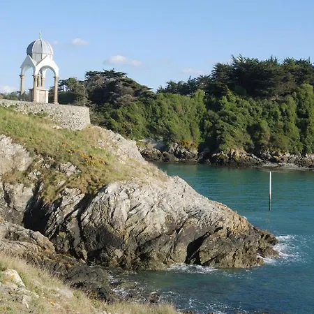Face A La Et Au Sentier De Randonnee- Bretagne Planguenoual