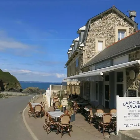Daire Face A La Et Au Sentier De Randonnee- Bretagne *